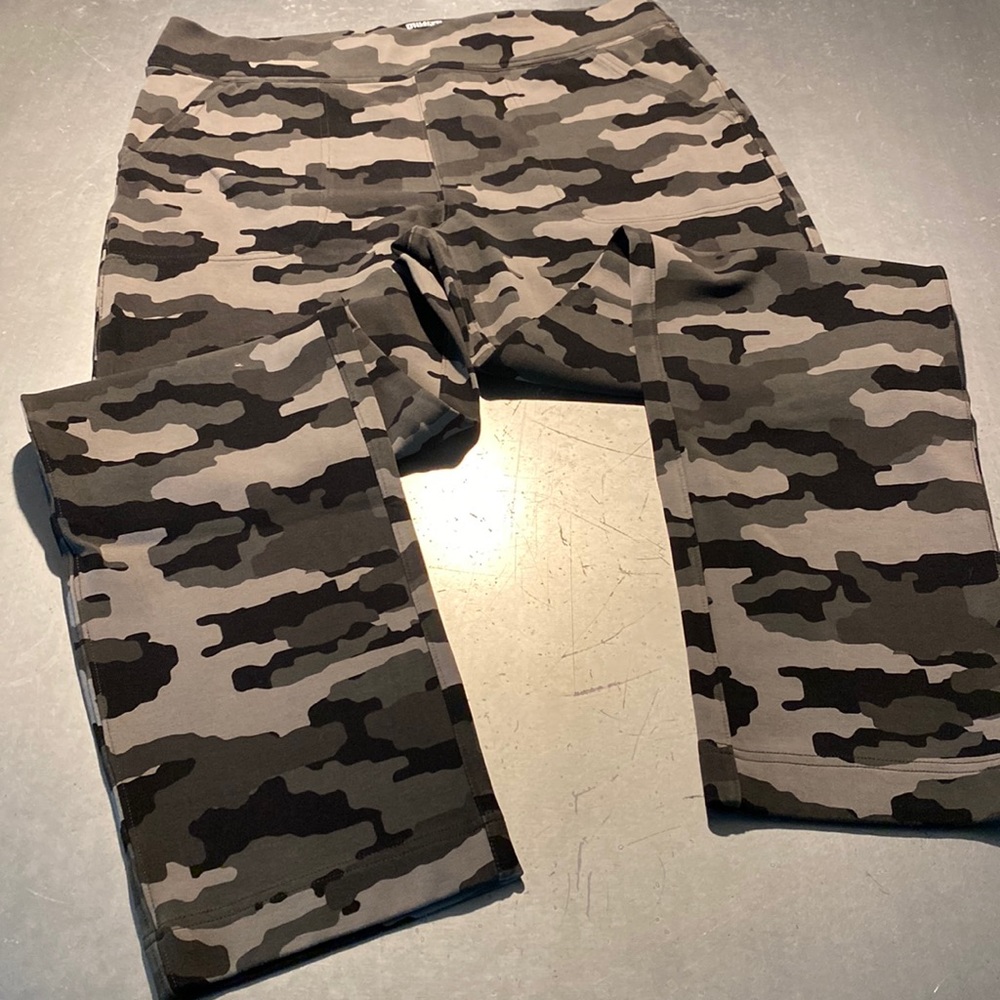 Duluth Trading Cotton NOGOA slacks